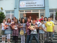 Geleceğin Müzisyenleri Belgelerini Aldılar