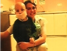 Akyazı'da lösemi hastası çocuk tedavi için yardım bekliyor