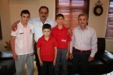 Yazıcı Güreş Takımını Makamında Tebrik Etti