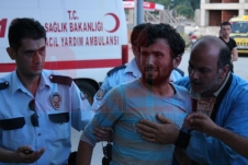 Silahlı saldırıda iki kişi yaralandı