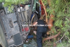 Kamyon içerisinde Sıkışan Şoför Güçlükle Kurtarıldı