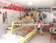 Hırsızlar Kasaptaki Etleri Çaldı