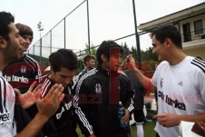 Mustafa Pektemek yeni yaşını kutladı