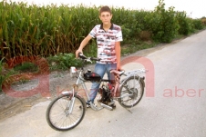 BİSİKLETİ MOTOBİSİKLET YAPTI