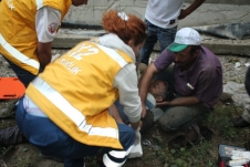 İnşaattan Düşen İşçi Yaralandı