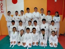 Karateciler Kuşak Atladı