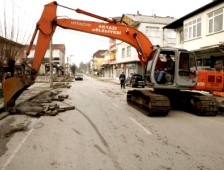 Değirmenler Caddesinde Yol Yapım Çalışmaları