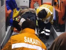 Arabaya Çarpmamak İçin Manevra Yapınca Kaza Geçirdi