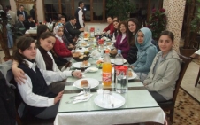 Şampiyon Öğrenciler Yemekle Ödüllendirildi