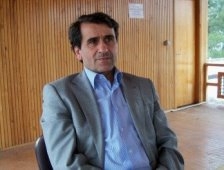 Umre yolcusu Ak Parti ilçe başkanı Nail Kahveci Görüşemediği kişilerden böyle helik istedi. 