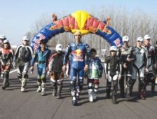 Kenan Sofuoğlu Genç Sporcuları Kanatlarının Altına Aldı