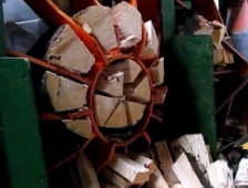 Bir Birinden İlginç Odun Yarma Makineleri!