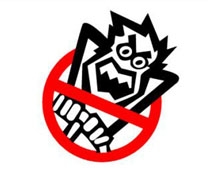 Motosikletin çarptığı iki çocuk ağır yaralandı. 