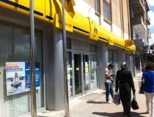 Akyazı PTT Şubesinde Aşırı Yoğunluk