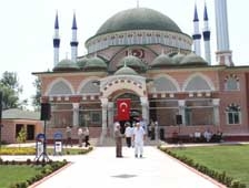 Akyazı'da Ramazan'a Girerken Çifte Bayram Yaşanıyor