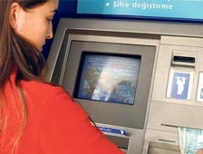 Eşi vefat eden 144 bin kadına maaş bağlandı