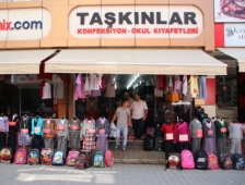 Tüm Okul Kıyafetleri Taşkınlar Okul Dünyası’nda