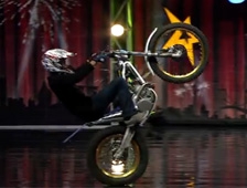  Arif Razgatlıoğlu'ndan Motor Şov