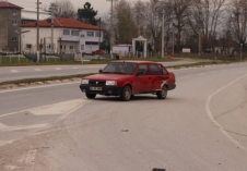 Akyazı Batakköy Kavşağında Kaza 2 Yaralı