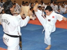 Akyazı’ lı Taekwondocular Terfi Etti