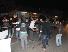 Böyle Olur Romanların Asker Uğurlaması