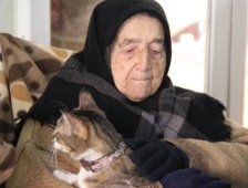 Hayvan sevgisi hayata döndürdü