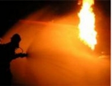 Akyazı Vakıf mahesinde 2 katlı binada yangın çıktı