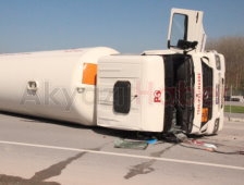 LPG Yüklü Tanker Devrildi