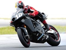 Motosiklet Pistlerinde Sporculardan Ücret Alınmayacak