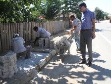 Akyazı Belediyesinden Kilitli Parke ve Dolgu Çalışması