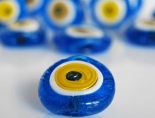 Diyanet: Nazar boncuğu takmak caiz değil 