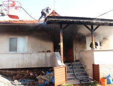 Kızılcıkorman’da bir Ev Tamamen Yandı