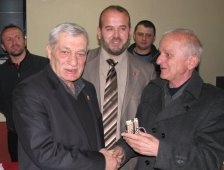 Seçmeninden Helik İstedi