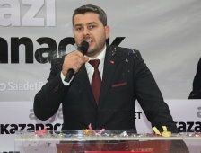 Saadet Partisi Adayını Tanıttı
