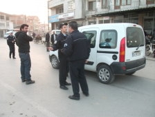 Aniden Yola Çıkan Küçük Çocuğa Araba Çarptı