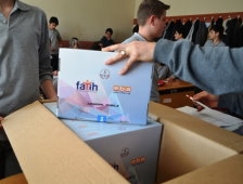 Şehit Yüzbaşı’da Tablet Sevinci