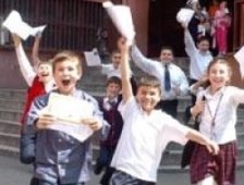 Okullarda Karne Heyecanı 