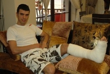 Kaza Yapan Kenan Sofuoğlu'nun Ayağı Kırıldı