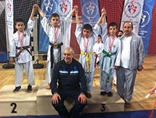 İsviçre’den 8 Madalya 