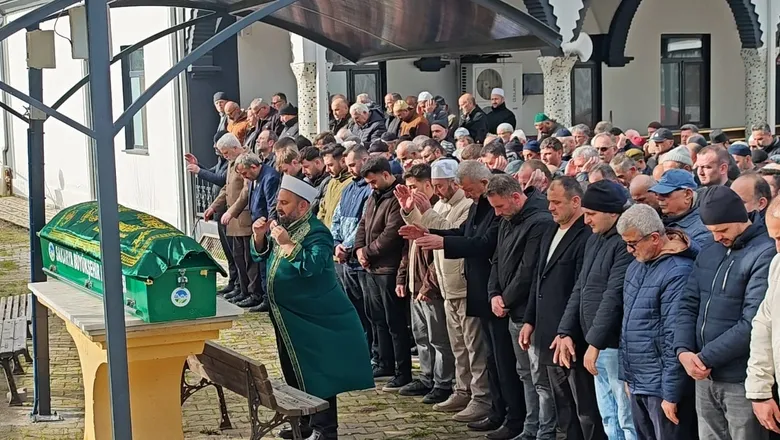 Sabahattin Öz Dualarla Son Yolculuğuna Uğurlandı 