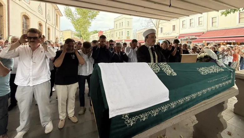 Sabri Ugan toprağa verildi