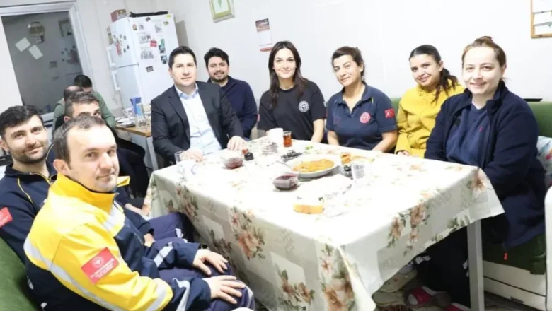 Sağlık Müdürü'nden sahur ziyareti