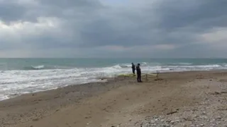 Sahilde ceset bulundu