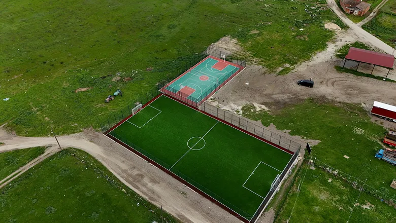 Sakarya'da 10 futbol, basketbol, voleybol sahası tamamlandı