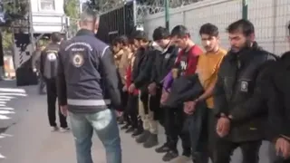 Sakarya'da 18 kaçak Afgan yakalandı