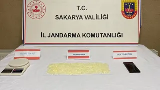 Sakarya'da 2 ilçede uyuşturucu operasyonu