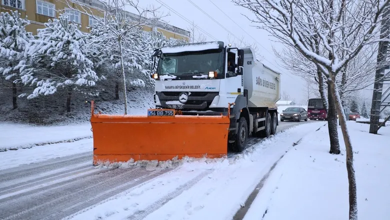 Sakarya'da 45 grup yolundan 33’ü ulaşıma açıldı