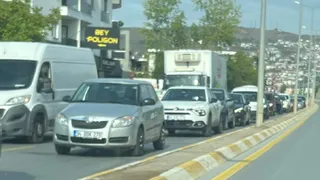 Sakarya'da okulların ilk günü trafik yoğunluğu