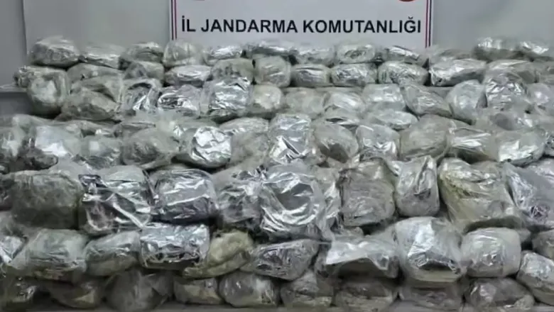 Sakarya'da uyuşturucu satıcılarına darbe vuruldu