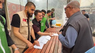 Sakarya İHH’dan Kahire’de Gazzeli mazlumlara ziyaret